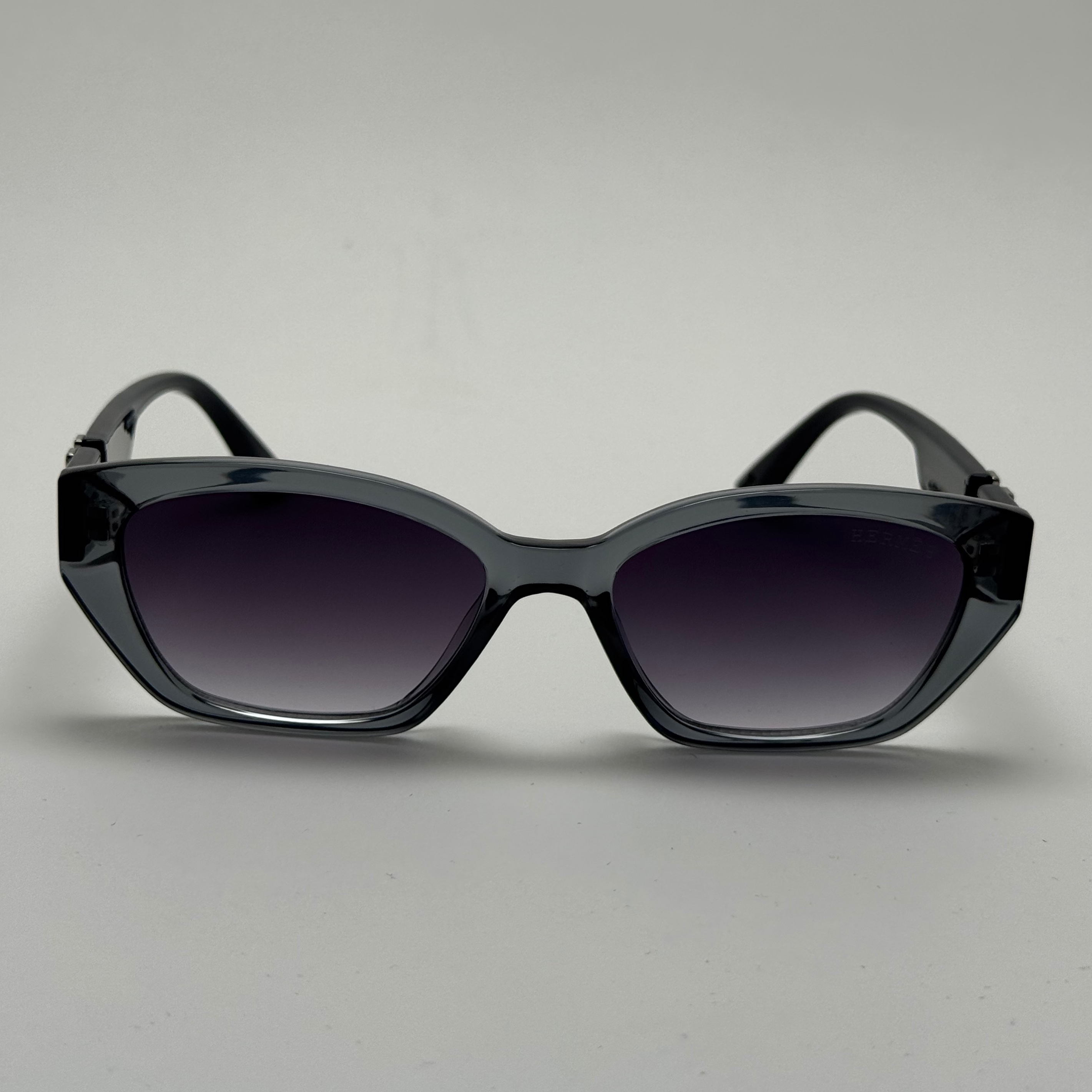 عینک آفتابی زنانه هرمس HERMES طوسی کد رفرنس 1211 - کیفیت مستر - لولا دوبل