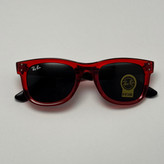 عینک آفتابی ریبن ویفرر شیشه سنگ مشکی قرمز به همراه پک کامل ریبن Rayban WAYFARER RB 0502S