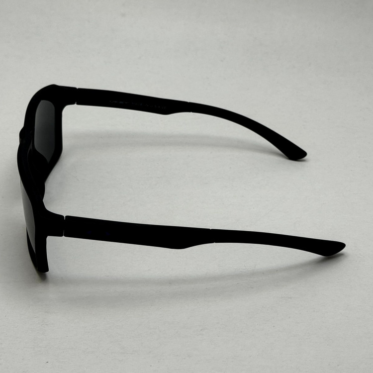 عینک اوکلی مستطیلی پلاریزه سبک OAKLEY آمریکایی مشکی کد WG83107