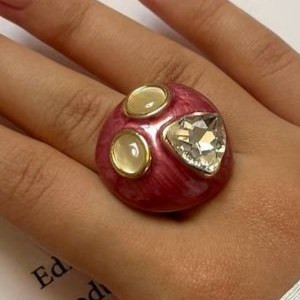 انگشتر میناکاری زنانه طرح نگین freesize رنگ ثابت کد sm (پس کرایه)