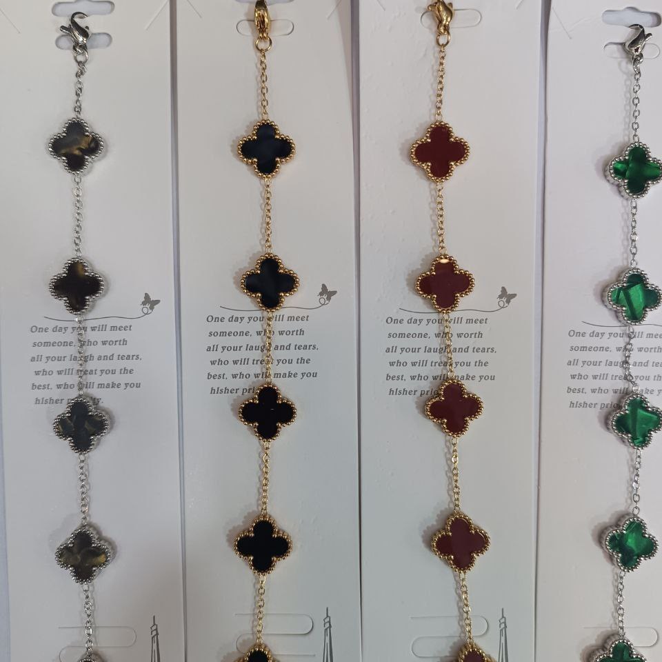 دستبند استیل زنجیری طرح گل ونکلیف Vancleef تنوع رنگ رنگ ثابت کد vn (پس کرایه)