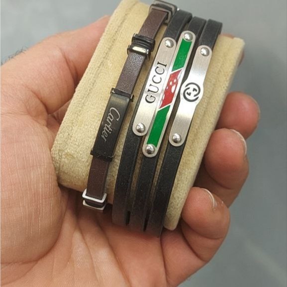 دستبند چرمی قفل و پلاک استیل مردانه طرح مونت بلنک Montblanc کیفیت چرم عالی تنوع طرح رنگ ثابت کد bn (پس کرایه)