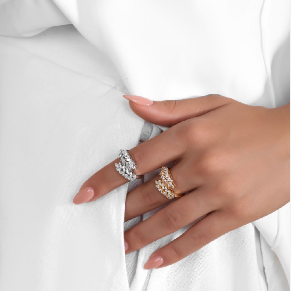 انگشتر طرح جواهری زنانه طرح پاپیون نگین فری سایز Free size تنوع طرح رنگ ثابت کد mp (پس کرایه)