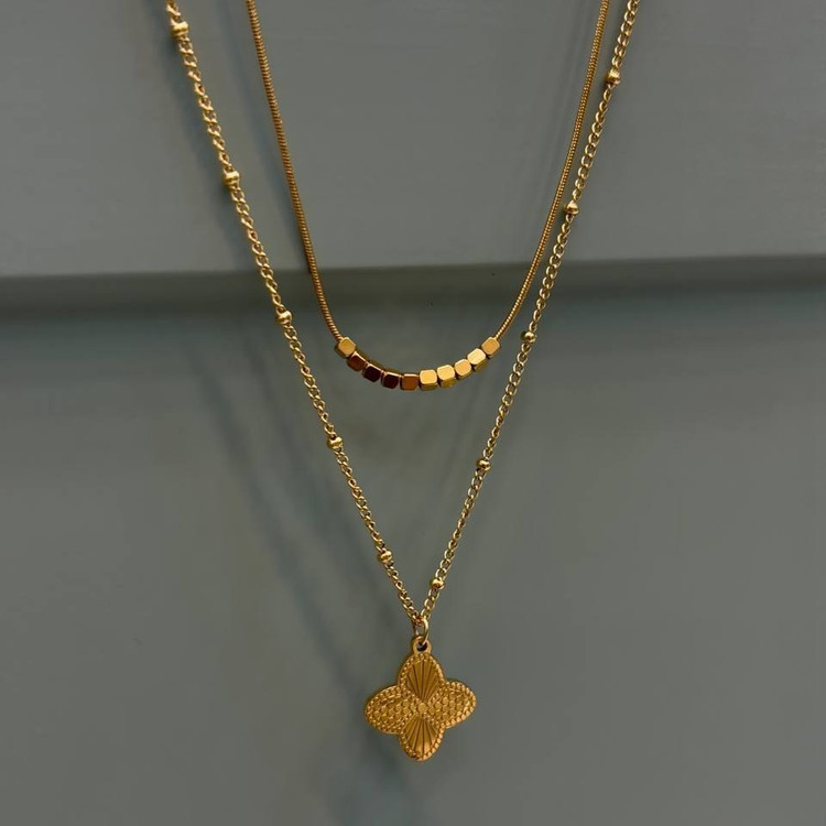 گردنبند و آویز پلاک استیل طرح گل ونکلیف vancleef طلایی دو لاین تنوع طرح رنگ ثابت کد gy