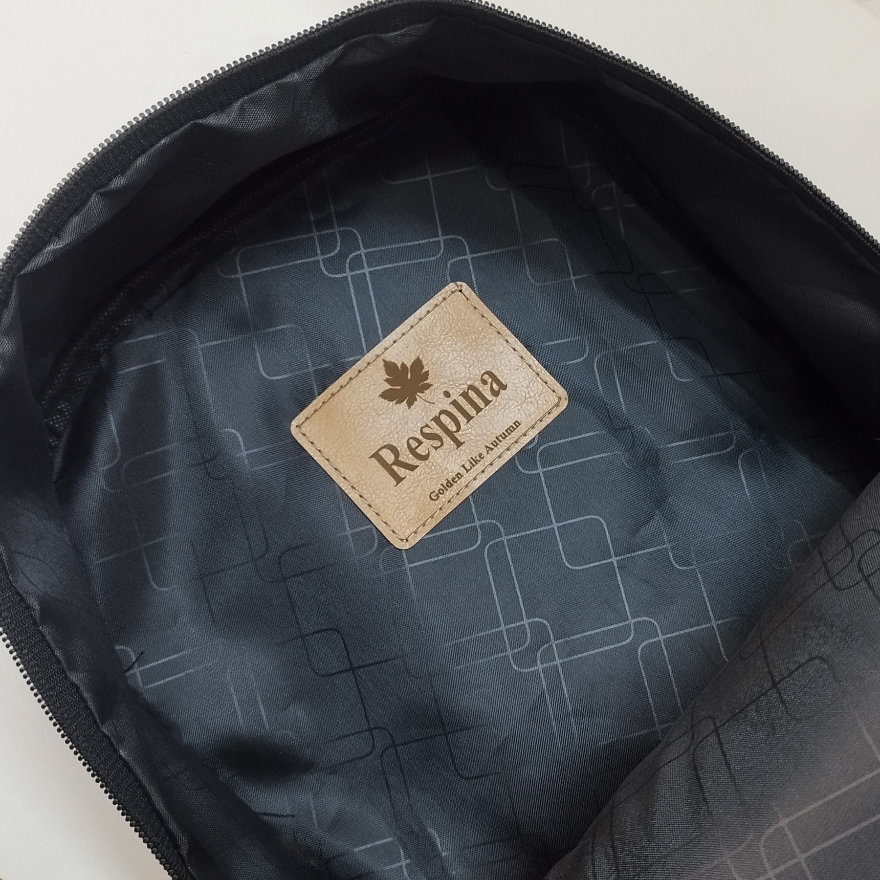 کوله پشتی مدرسه رسپینا مدل لبوبو به همراه جامدادی