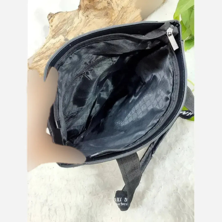 صندل طبی زنانه مدل دو گیس چرم صنعتی مشکی و کرمی