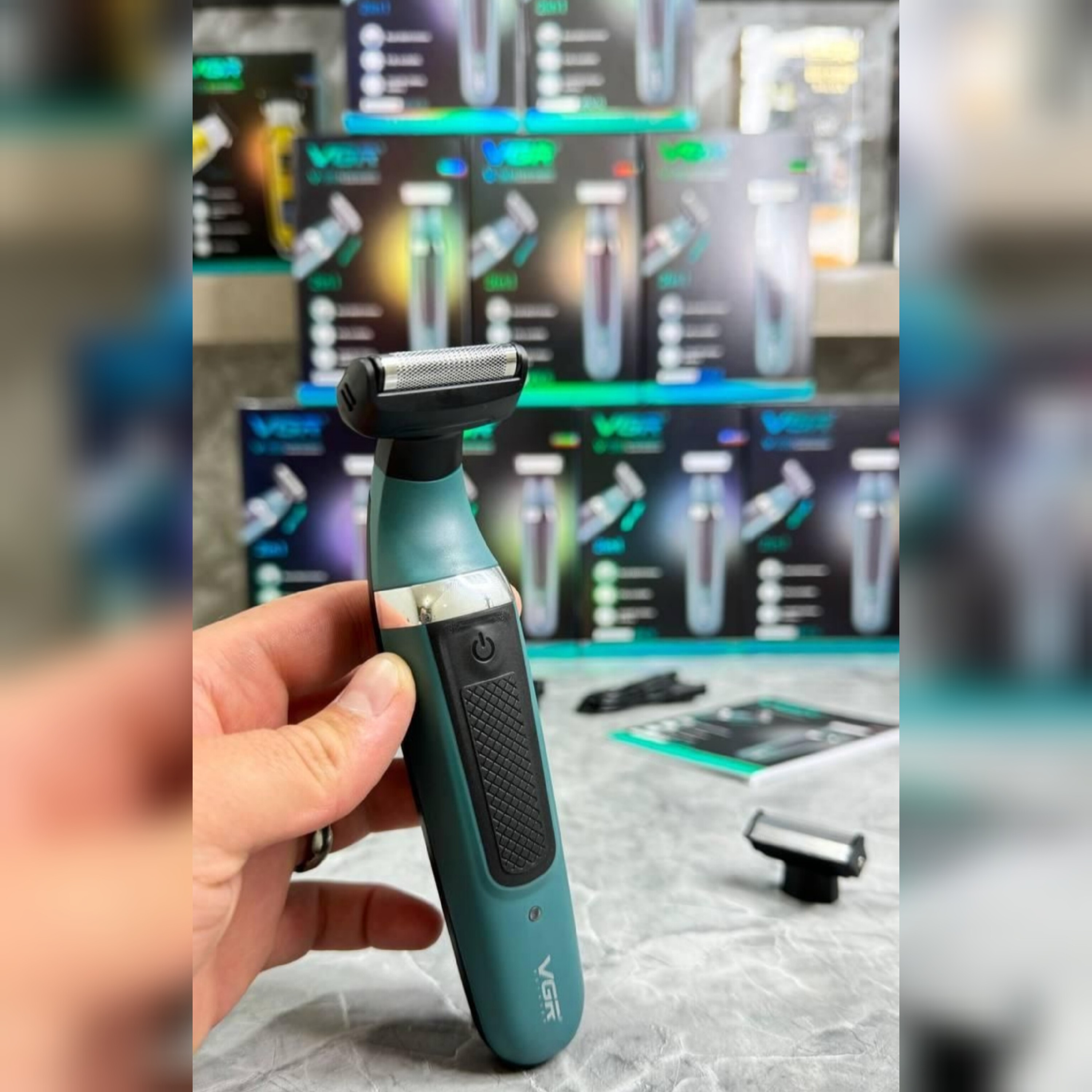بادی گروم دو کاره وی جی آر مدل V-393 نسخه 7000 هزار اصلی
