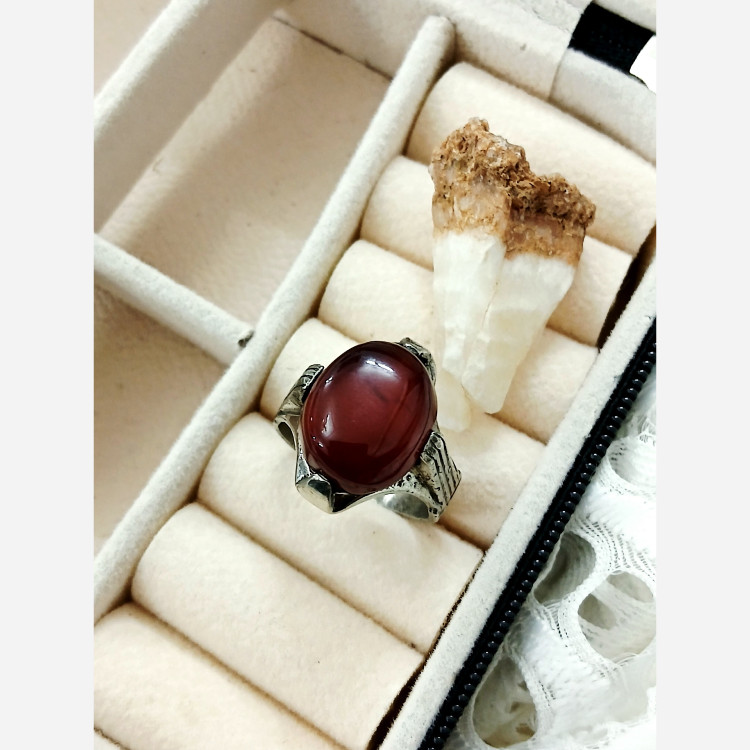 انگشتر مردانه نقره روس سنگ اصلی عقیق اصلی طرح نقره