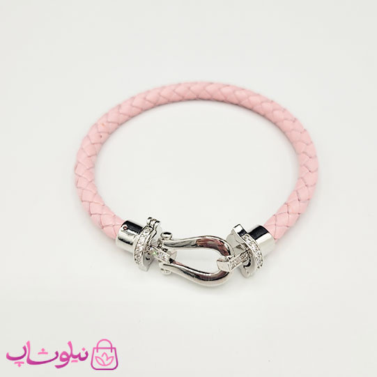 دستبند زنانه برند فرد Fred مدل چرم صورتی با قفل نقره ای نگیندار استیل کیفیت مستر کد 680