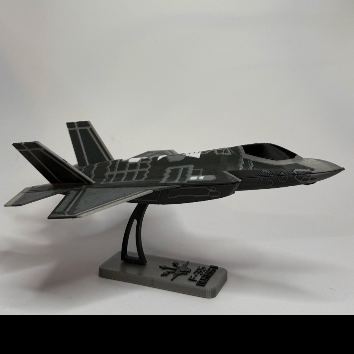 جنگنده F-35