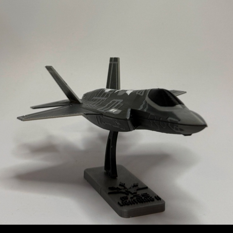 جنگنده F-35