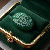 نگین عقیق سبز حکاکی ان معی ربی کد 5852