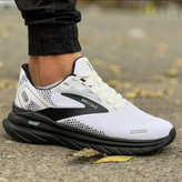 کفش مردانه اسپرت سفید مشکی بروکس
