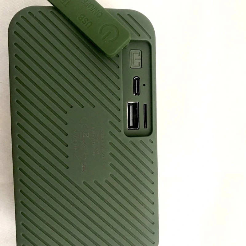 اسپیکر قابل حمل بلوتوثی 8 وات باتریدار سیلیکونی USB Type-C