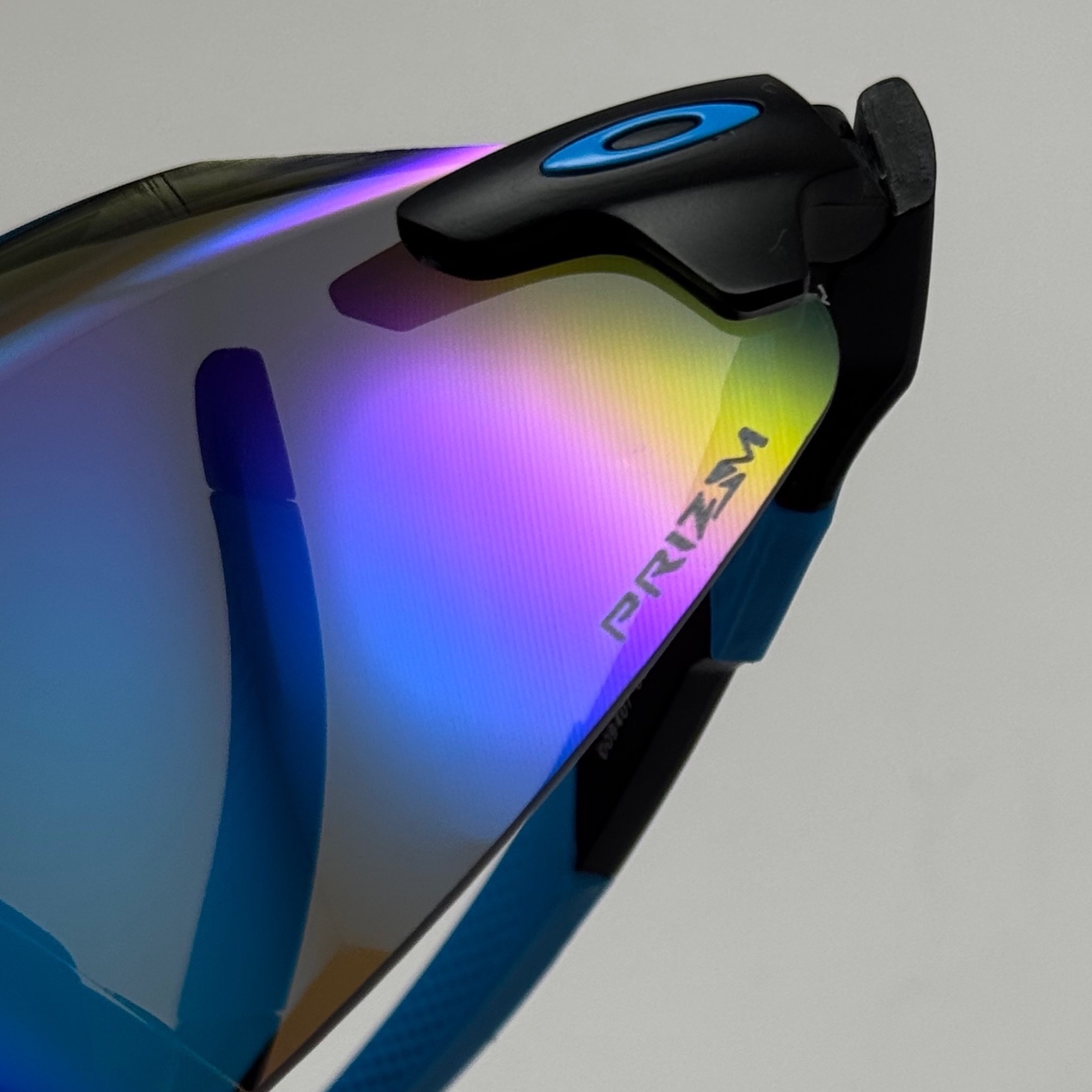 عینک آفتابی اسپرت Oakley اوکلی با لنز PRIZM عدسی آبی کد 9407 (ارسال رایگان)